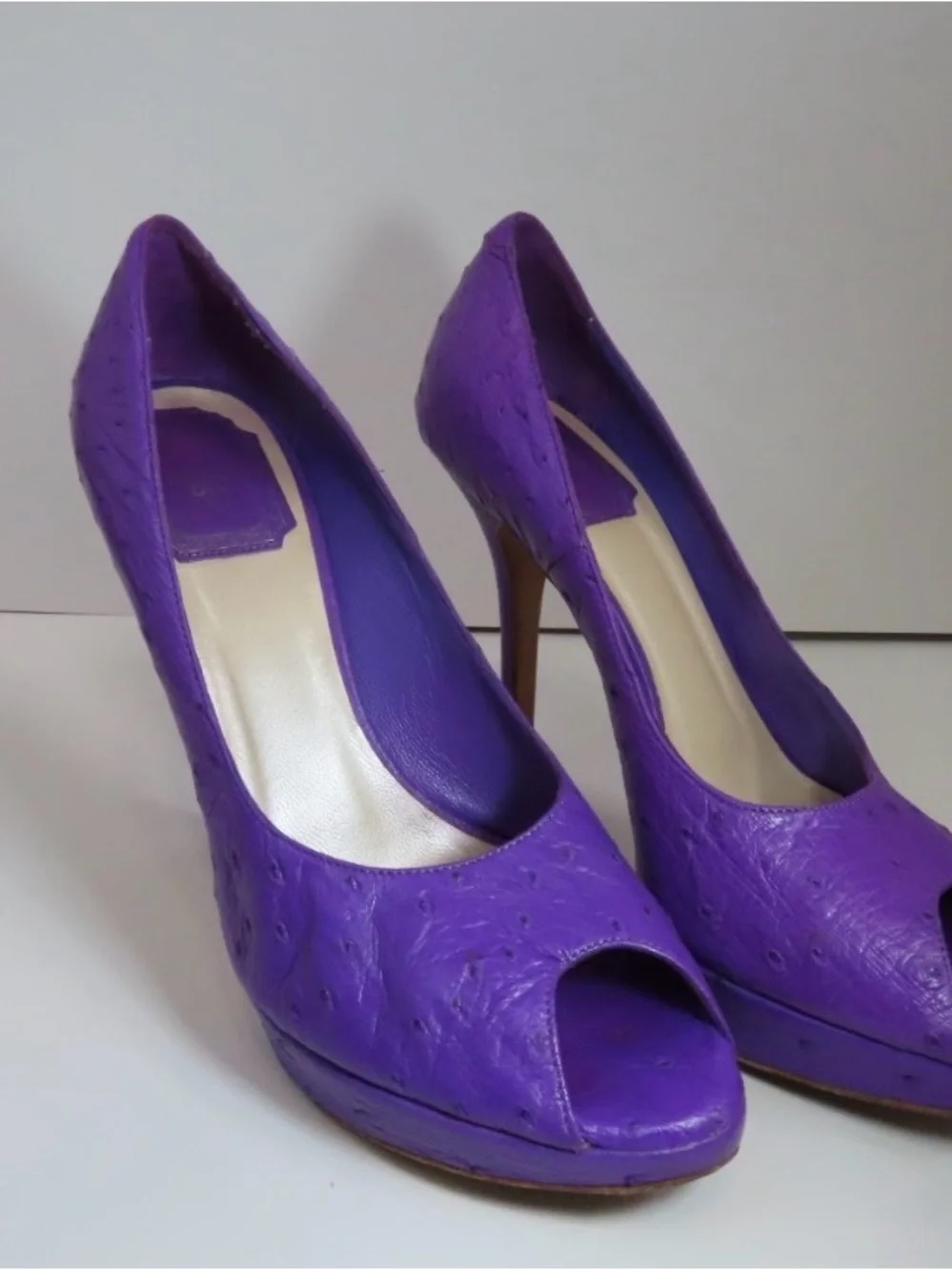 Dior Violet Peep-Toe Heels - Picture 2 of 7